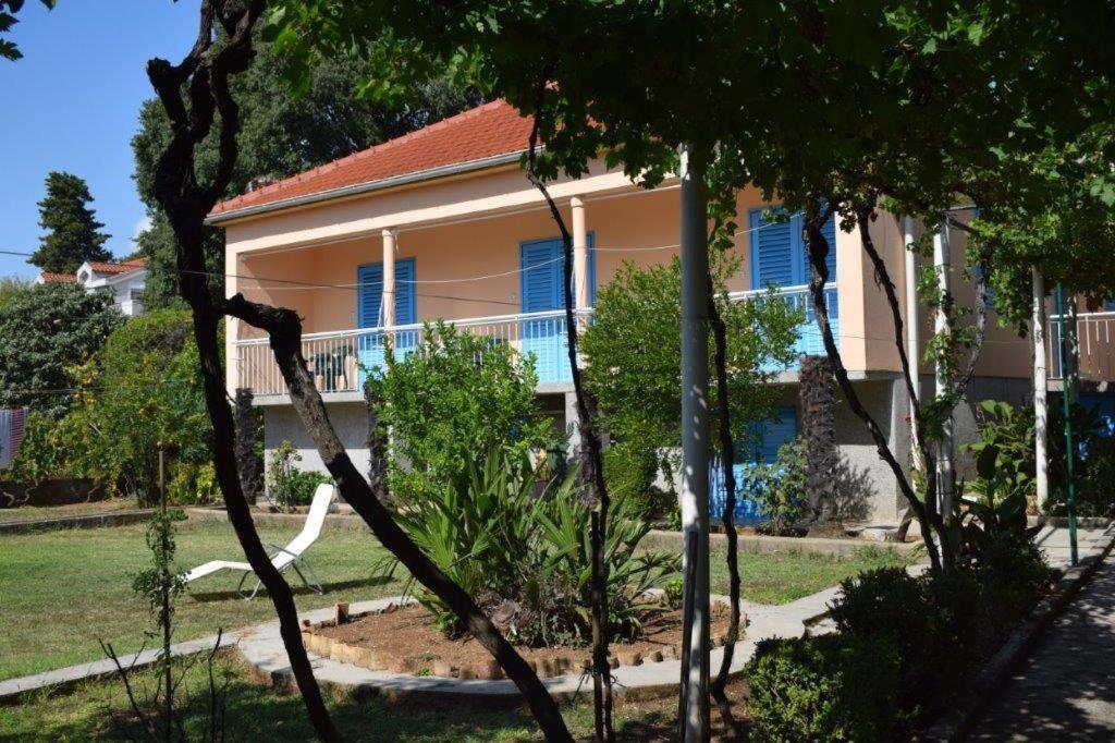 Apartman Morovic Sveti Filip i Jakov Esterno foto